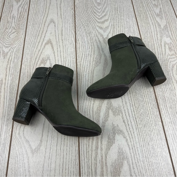 Karen Scott Women's Ivyy Mixed-Media Buckle Booties 7W Olive Green $70 - Picture 4 of 9